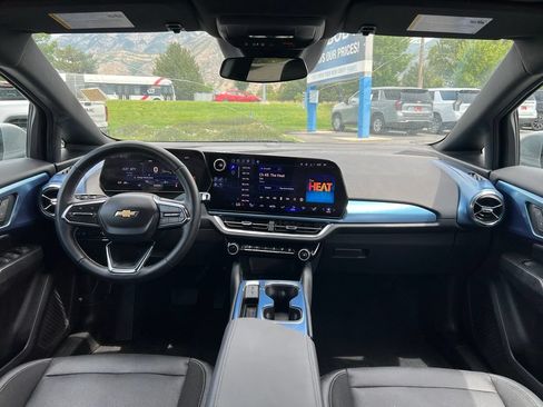 Certified 2024 Chevrolet Equinox EV LT AWD/4WD image 22