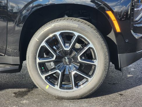 New 2026 Chevrolet Suburban RST w/ Comfort Package image 6