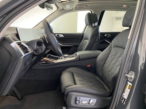 New 2026 BMW X7 xDrive40i image 5