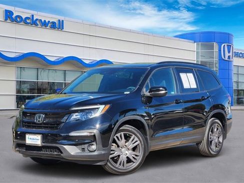 Used 2022 Honda Pilot Sport image 1
