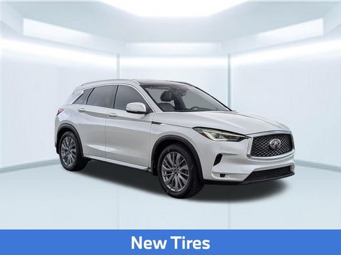 Used 2023 INFINITI QX50 Luxe FWD image 10