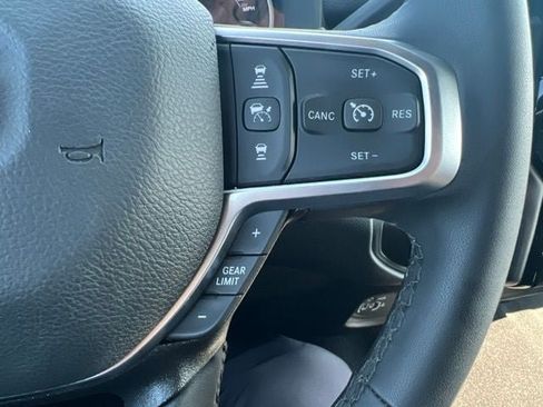 Certified 2026 RAM 2500 Big Horn AWD/4WD image 19