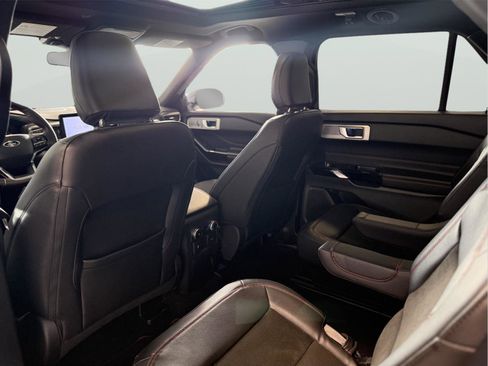 Used 2023 Ford Explorer ST-Line w/ Class IV Trailer Tow Package image 46