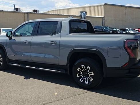 New 2026 GMC Sierra EV Elevation AWD/4WD image 7