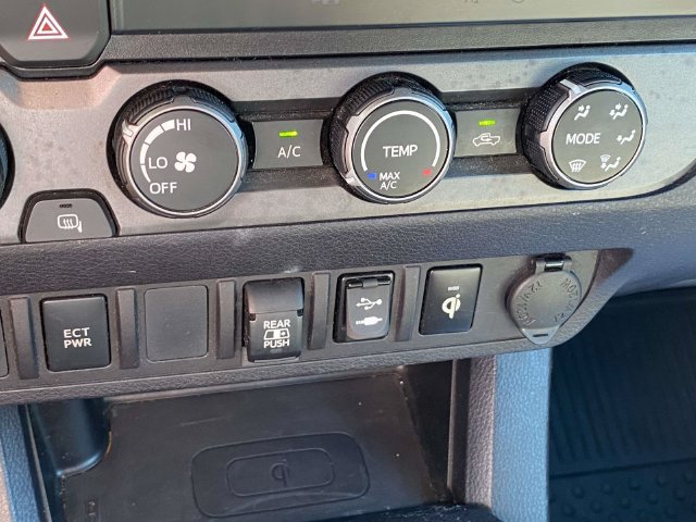 Used 2019 Toyota Tacoma TRD Off-Road AWD/4WD image 16