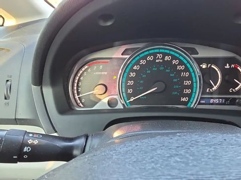 Used 2010 Toyota Venza FWD image 45