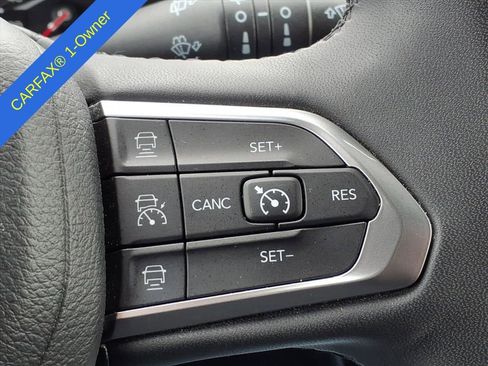 Used 2024 Jeep Compass Limited image 29