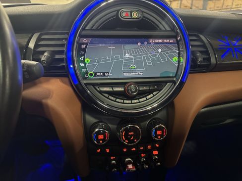 Used 2020 MINI Cooper S image 14