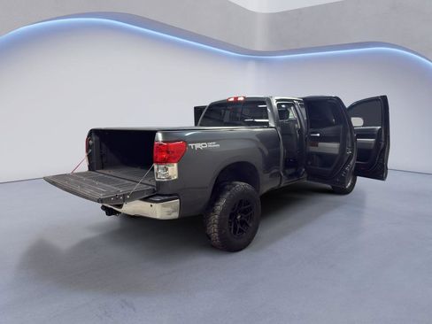 Used 2011 Toyota Tundra Limited w/ Memory Pkg image 12
