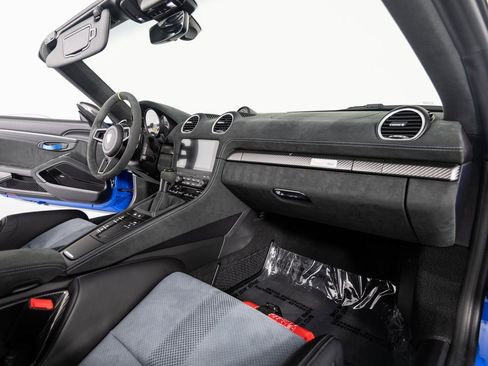 Certified 2025 Porsche 718 Boxster Spyder RS image 38