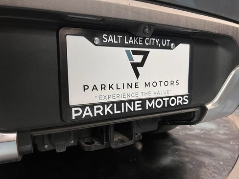 Used 2023 Rivian R1T Adventure image 22