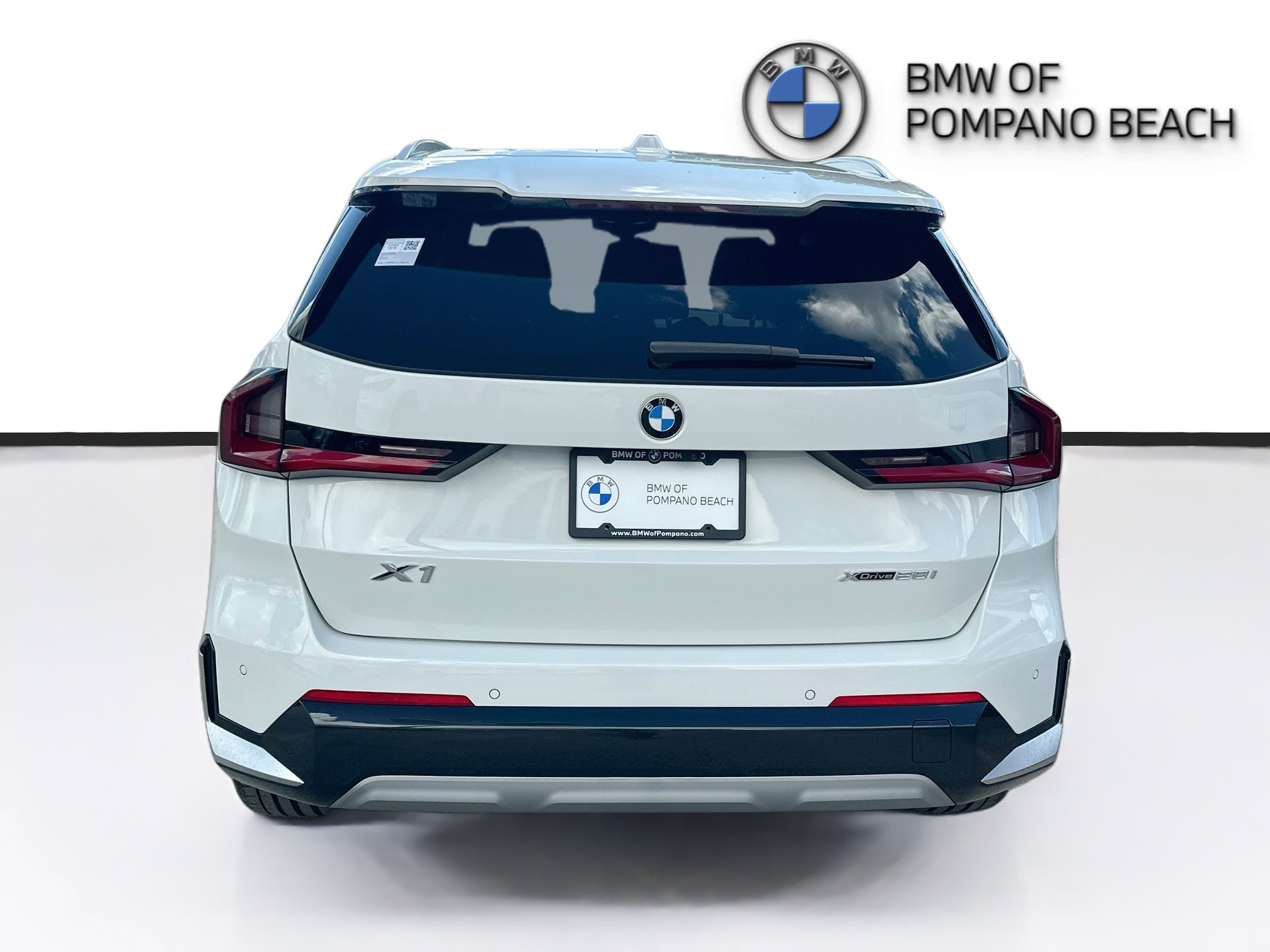 Used 2023 BMW X1 xDrive28i w/ Convenience Package AWD/4WD image 6