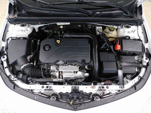 Used 2022 Chevrolet Malibu LT image 17