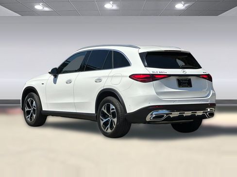 Certified 2025 Mercedes-Benz GLC 350e 4MATIC image 3