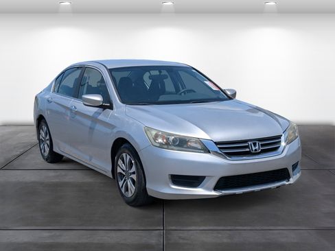 Used 2013 Honda Accord LX image 2