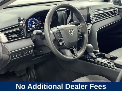 Used 2025 Toyota Camry LE FWD image 14