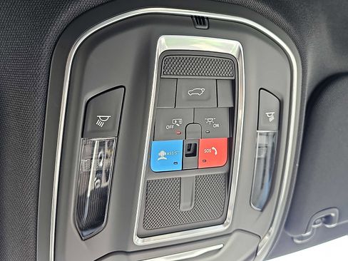 New 2026 Jeep Cherokee Limited AWD/4WD image 18