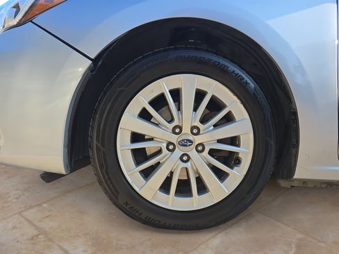 Used 2018 Subaru Impreza 2.0i Premium image 27