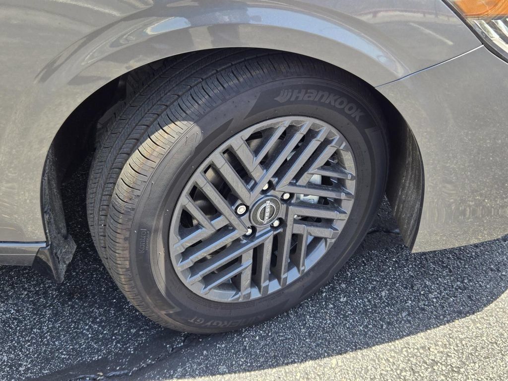 New 2027 Nissan Sentra S w/ Floor Mat Package FWD image 6