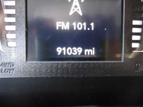 Used 2021 Jeep Cherokee Sport w/ Popular Appearance Group AWD/4WD image 13