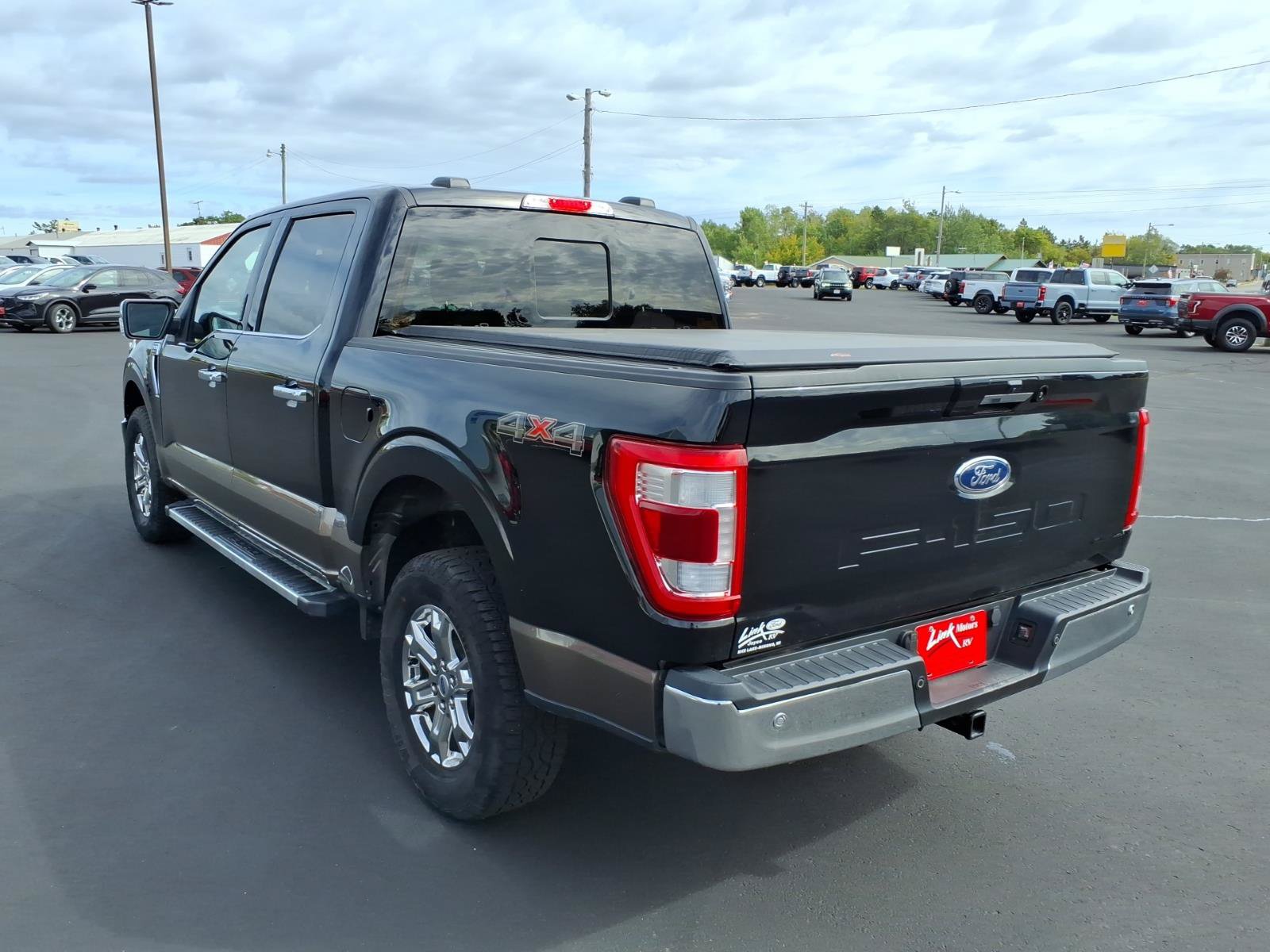 Used 2022 Ford F150 Lariat w/ Equipment Group 502A High AWD/4WD image 4