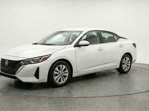 Used 2025 Nissan Sentra S FWD image 3