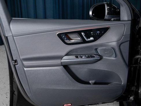 Certified 2026 Mercedes-Benz GLC 43 AMG 4MATIC image 12