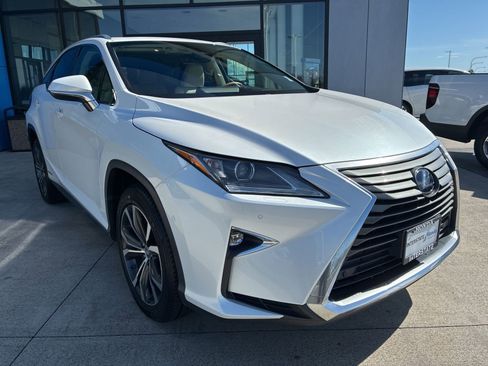 Used 2018 Lexus RX 450h AWD w/ Premium Package image 3