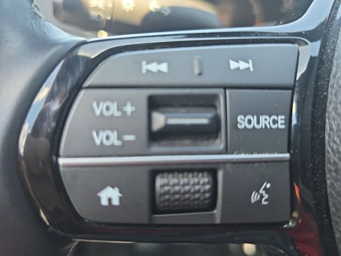 Used 2024 Honda Civic Sport image 15