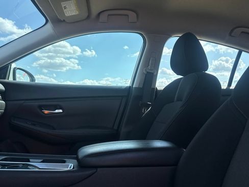 Certified 2024 Nissan Sentra SV FWD image 36