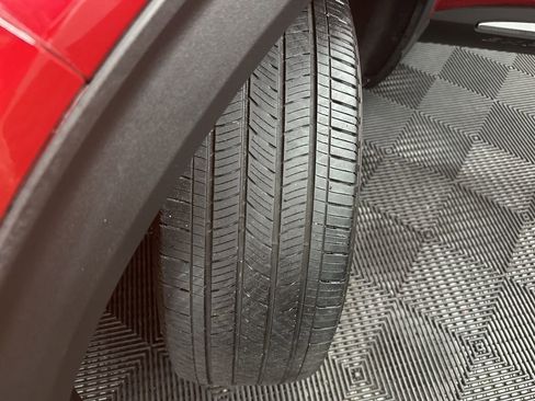 Used 2023 Ford Explorer XLT w/ Equipment Group 202A image 41