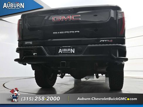 Used 2024 GMC Sierra 2500 AT4 w/ AT4 Premium Plus Package AWD/4WD image 25