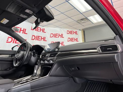 Used 2020 Honda Accord Sport image 13