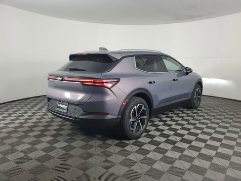 New 2026 Chevrolet Equinox EV LT image 4