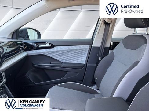 Certified 2024 Volkswagen Taos S AWD/4WD image 19