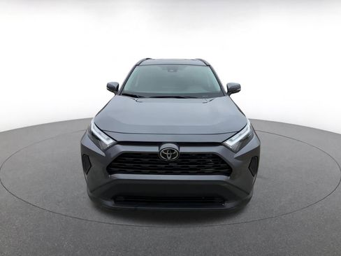 Used 2025 Toyota RAV4 XLE image 4