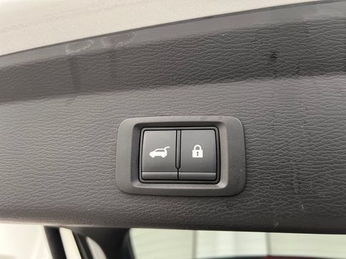 Used 2024 Mitsubishi Outlander SE FWD image 48