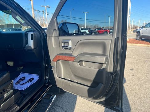 Used 2018 GMC Sierra 1500 SLT image 42