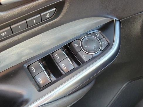 Certified 2021 Cadillac XT4 Premium Luxury w/ LPO, Radiant Package image 29