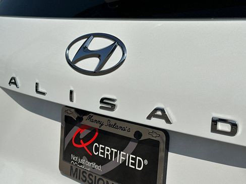 Used 2023 Hyundai Palisade SE image 39