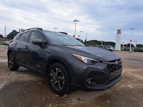 Used 2024 Subaru Crosstrek 2.0i Premium AWD/4WD image 3