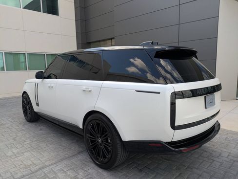 Certified 2025 Land Rover Range Rover Long Wheelbase SE AWD/4WD image 10