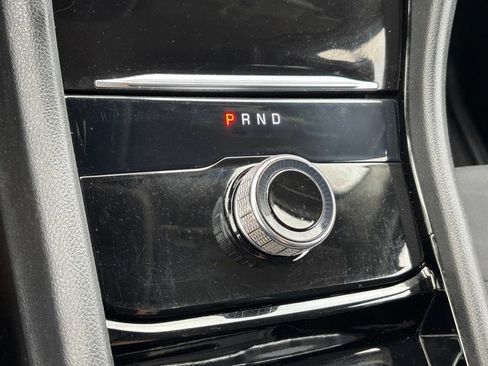 Used 2021 Jeep Grand Cherokee L Laredo w/ Luxury Tech Group I AWD/4WD image 25