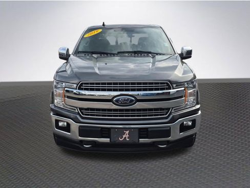 Used 2019 Ford F150 Lariat image 3