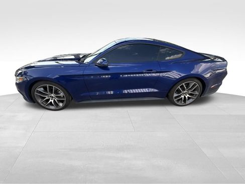 Used 2016 Ford Mustang Premium RWD image 3