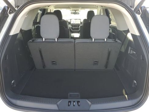 New 2026 Ford Explorer Active image 7