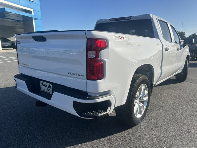 Used 2023 Chevrolet Silverado 1500 Custom AWD/4WD image 4