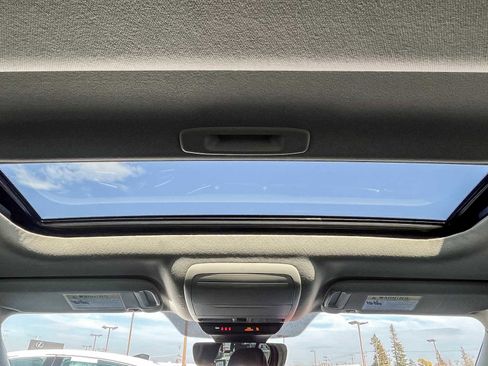 Used 2022 MAZDA MAZDA3 s image 15