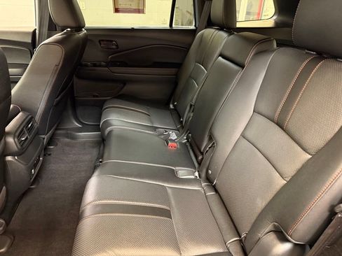 Used 2024 Honda Passport TrailSport image 17