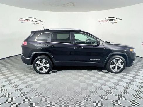 Used 2020 Jeep Cherokee Limited FWD image 9